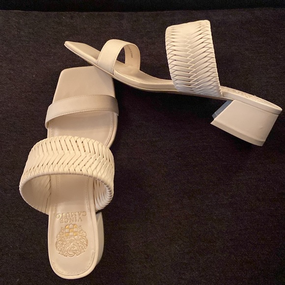 Vince Camuto chunky heeled slip-on sandals. NEW. NEVER WORN. - Picture 3 of 7